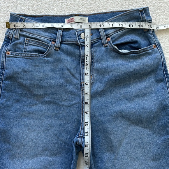 Levi Strauss Signature Heritage Boyfriend size 6. Excellent condition! - Picture 6 of 10